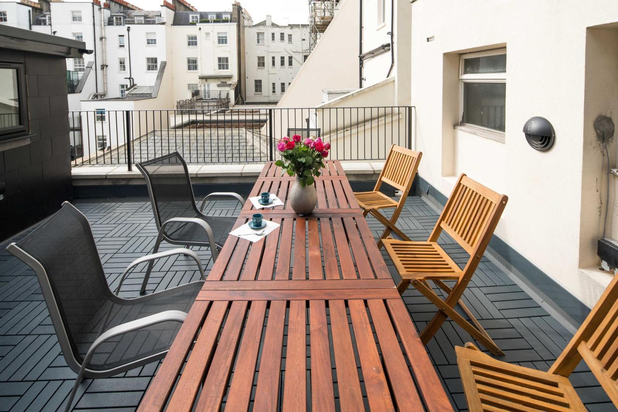 Apartamento Roof Haven At Kensington Mews Londres Exterior foto