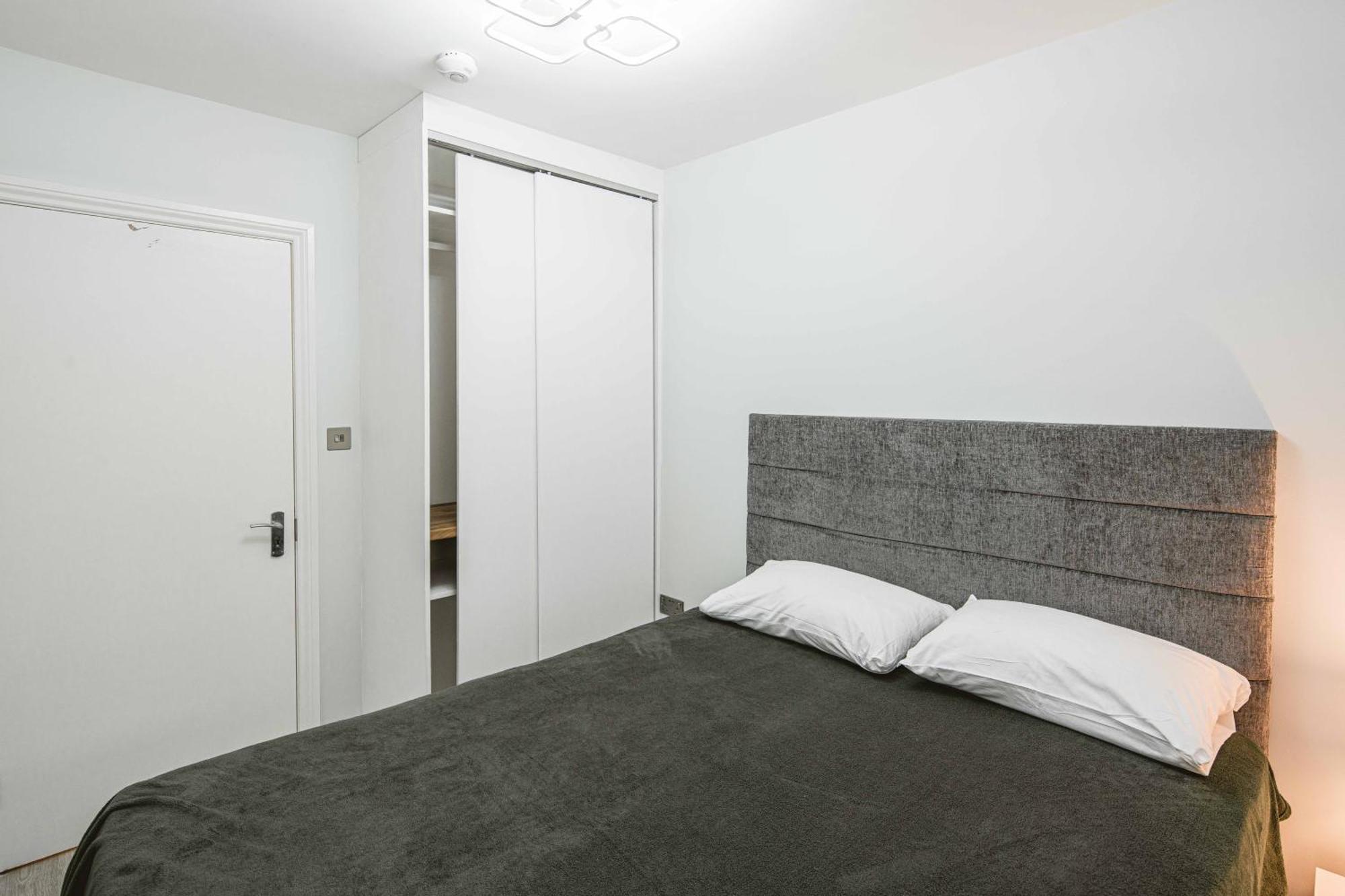 Apartamento Roof Haven At Kensington Mews Londres Exterior foto