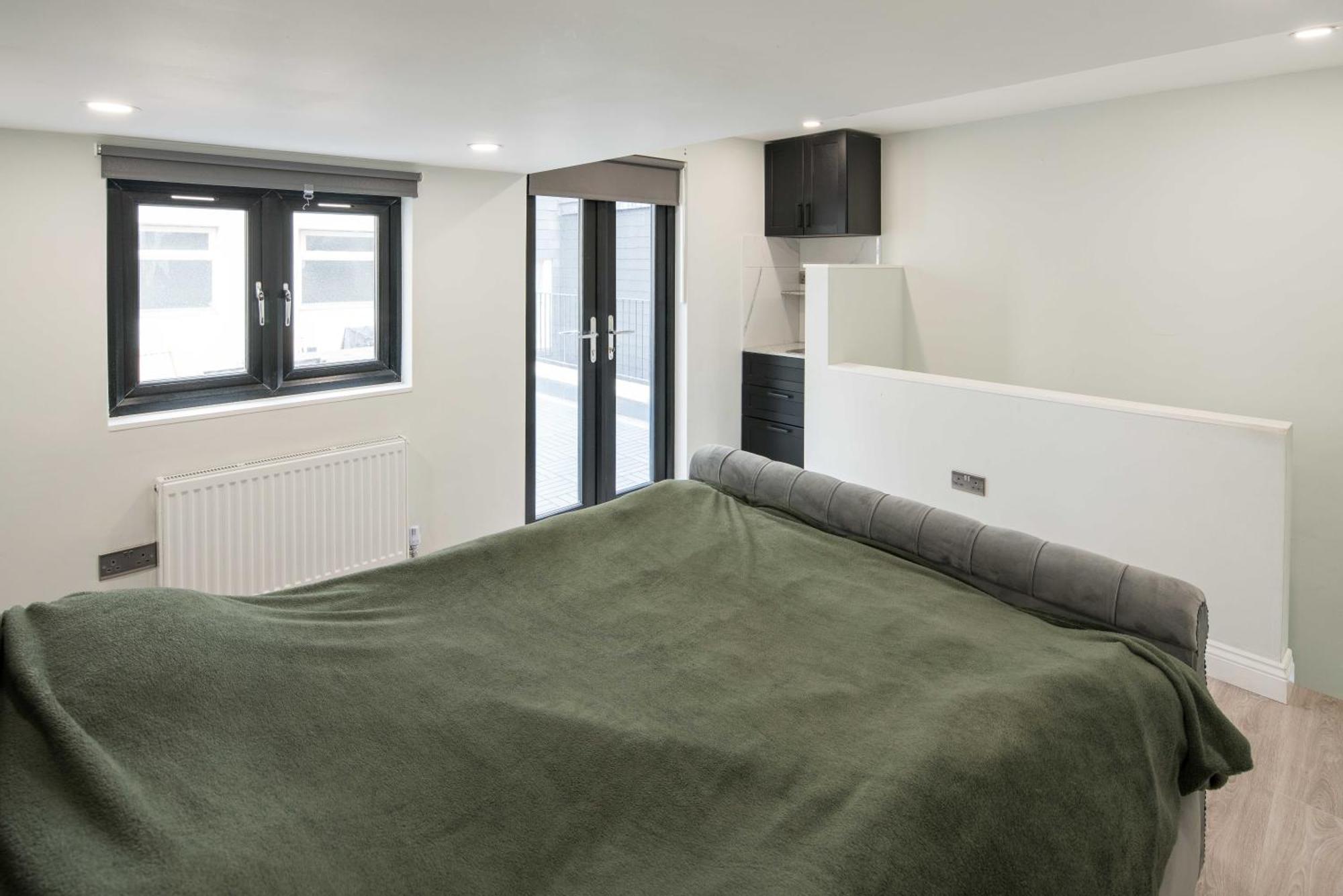 Apartamento Roof Haven At Kensington Mews Londres Exterior foto